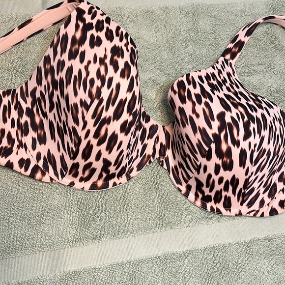 38DD Ambrielle Bra leopard print - Picture 2 of 3